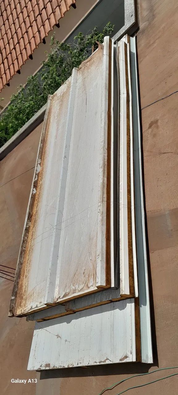 VENDO ESTRUTURA METALICA COM TELHAS COM PROTEÇÃO TERMICA GARAGEM OU VARANDA. - Foto 6