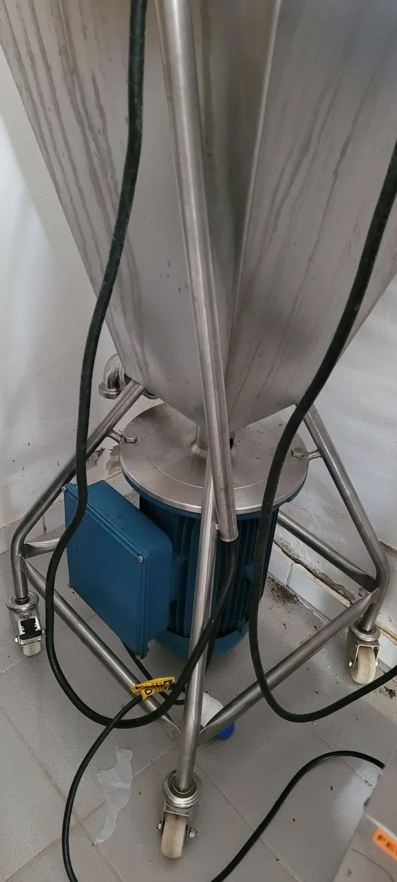 Misturador triturador Industrial de açai Bertollo 220v