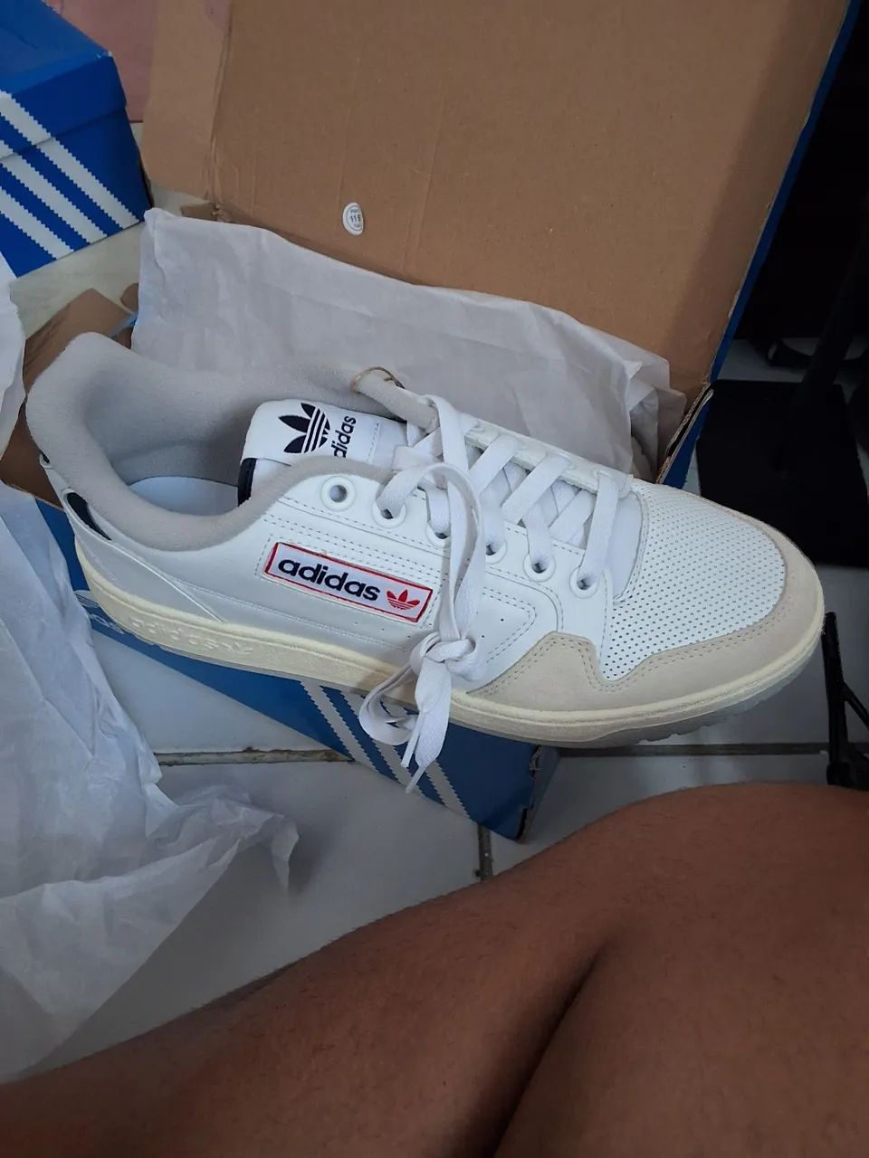 Tênis Adidas 
