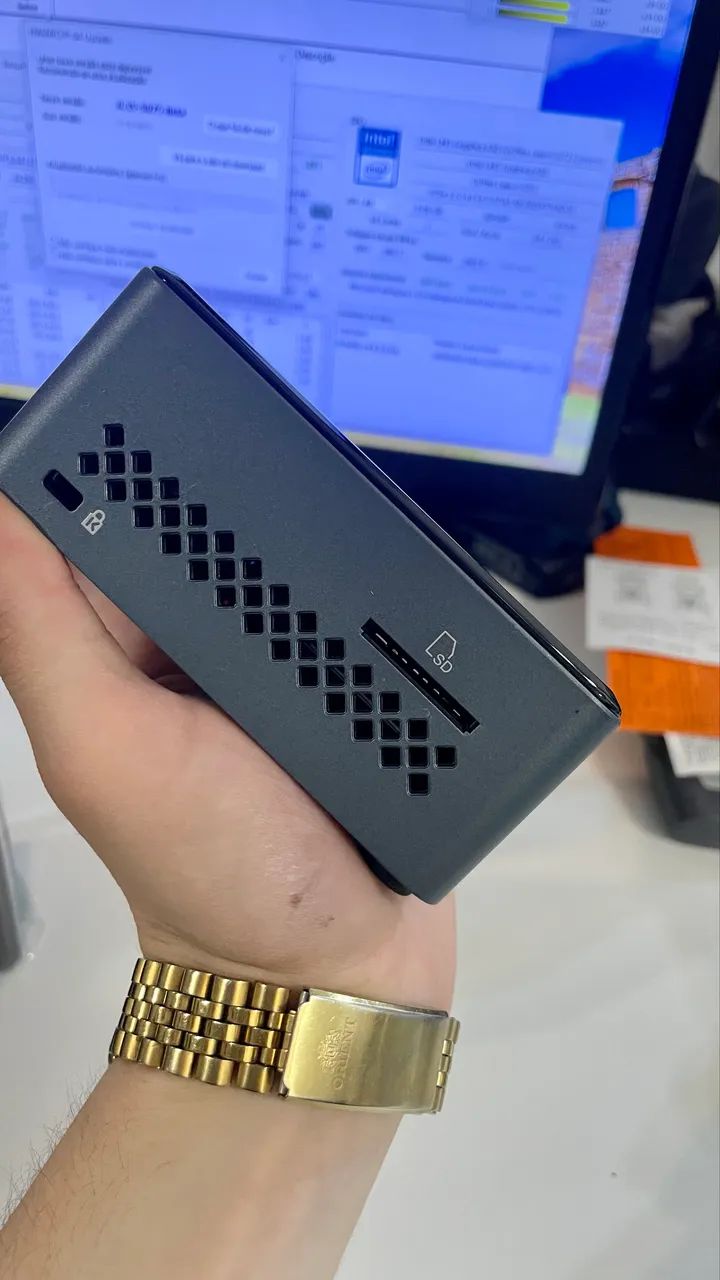 NUC INTEL SSD 64617597571459123