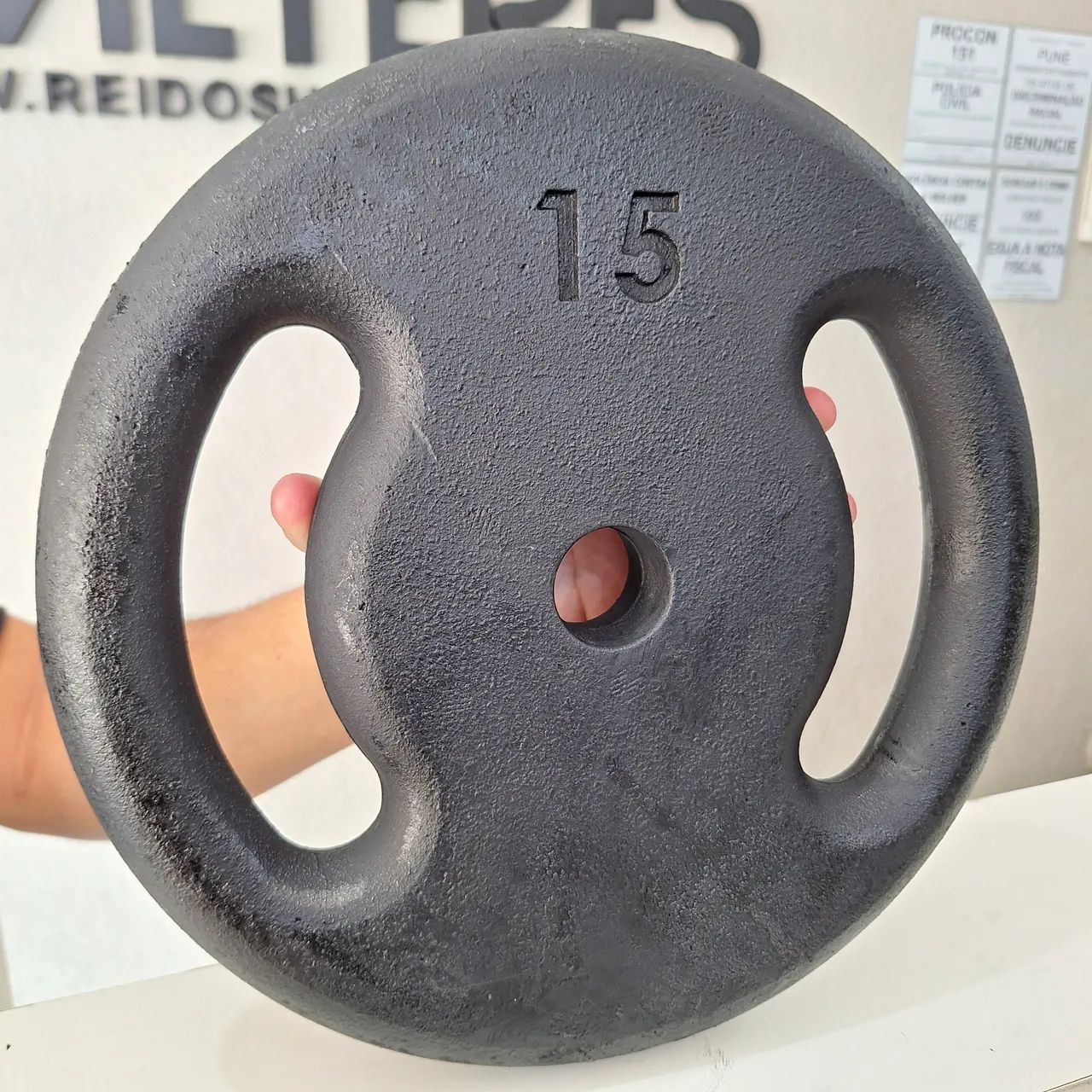 Anilha Pintada Academia 15KG por R$ 149,85 cada (R$ 9,99 o Quilo) - Foto 3
