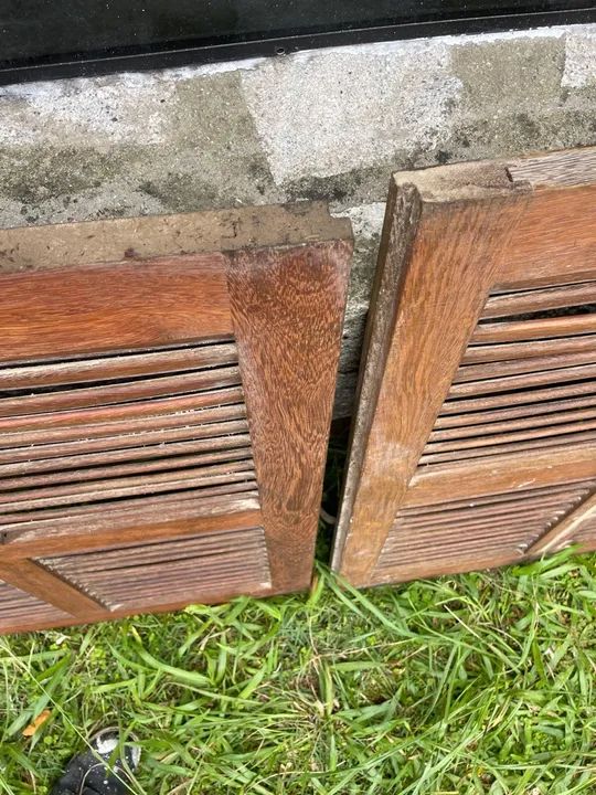 Par de Janelas Venezianas em madeira angelim - Foto 3