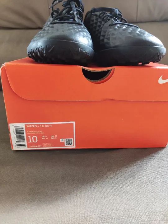 Chuteiras Nike -Tiempo-Superfly 8 club TF- Tamanho 42, - Preta - Foto 2