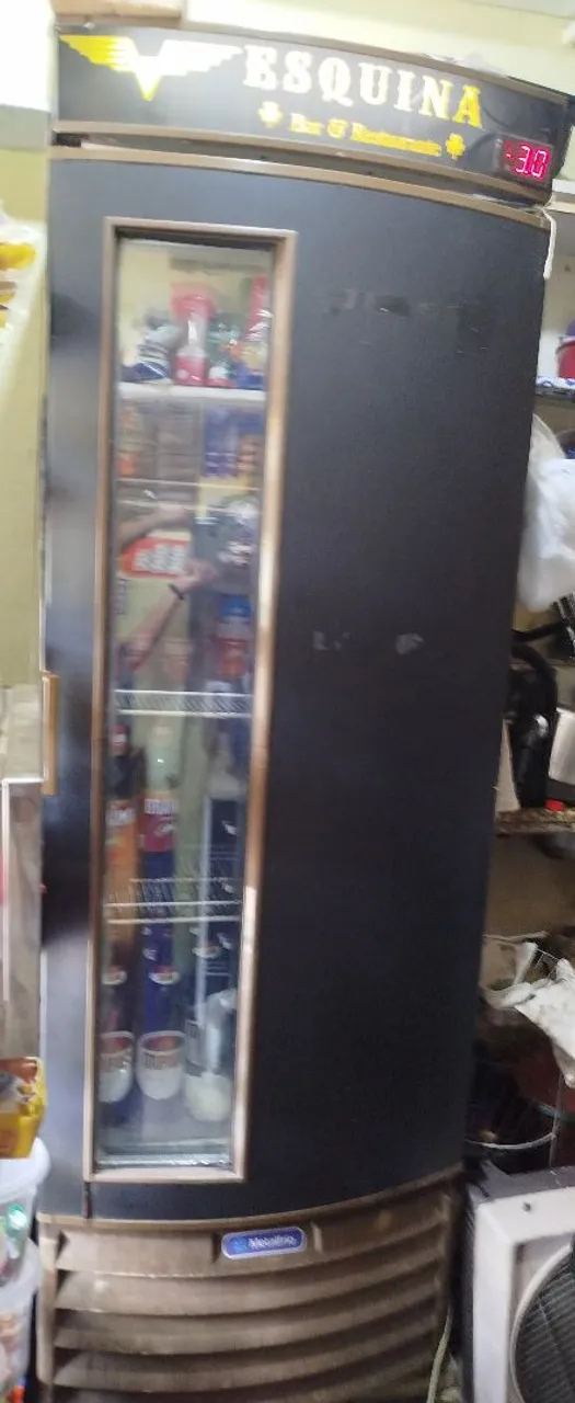 Cervejeira e freezer