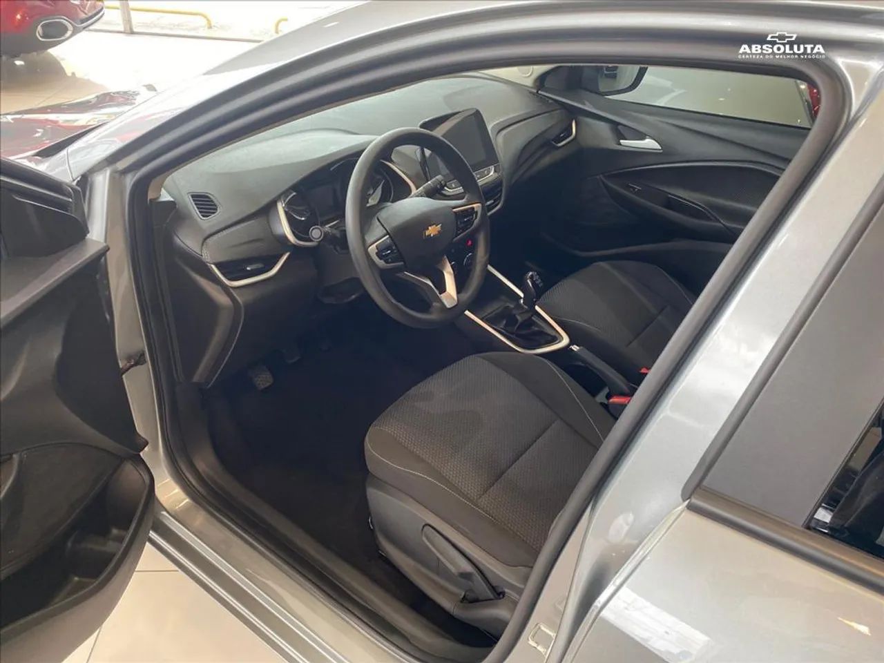 Chevrolet Onix Hatch LT 1.0 12V TB Flex Mec. 4P 2024 - Foto 5