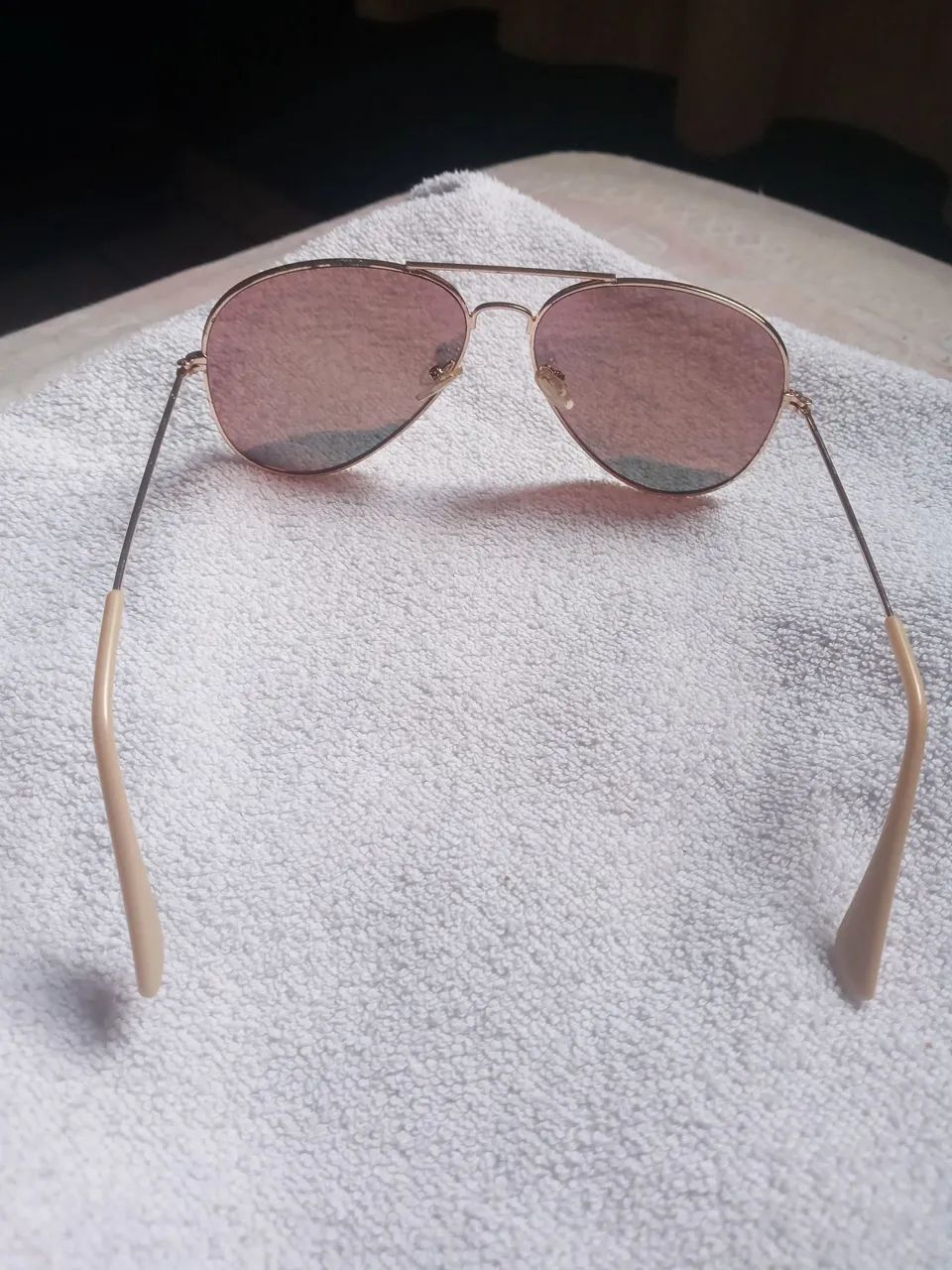 Óculos de sol Ray-Ban Aviador Dourado com  Lentes Rosa - Foto 3