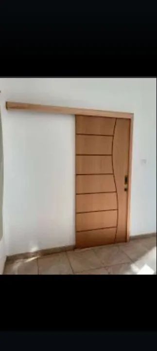 Porta de correr trilho com 2mt parcelo até 10X no cartão sem juros  - Foto 4