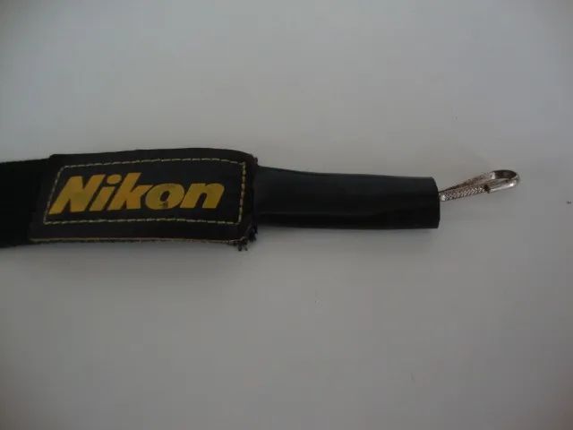 Alça Lonada antiga para Máquina Fotoráfica Nikon. - Foto 3