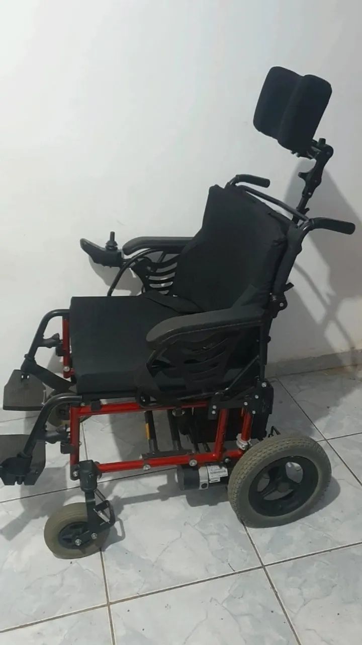 Cadeira Motorizada Freedom seminova