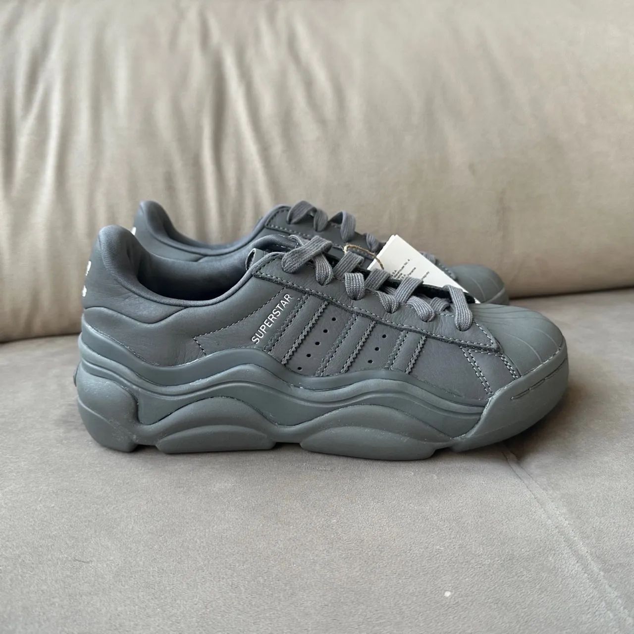 Tênis Adidas Superstar Grey/Cinza Original  - Foto 2