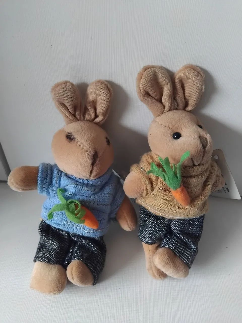 Par de coelhinhos de pelúcia - Foto 4