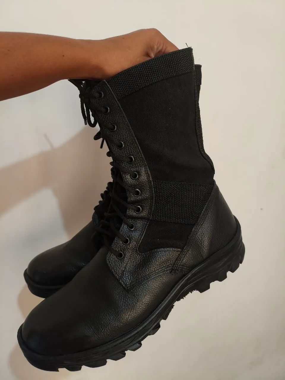 Coturno tático militar tamanho 42 retirada Valparaíso 1  - Foto 3