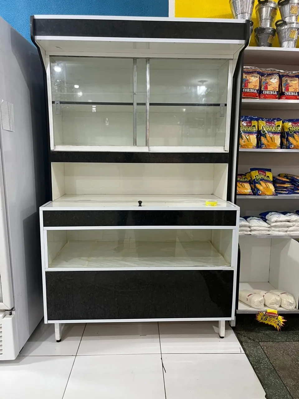 Balcão Expositor de Vidro para Comércio