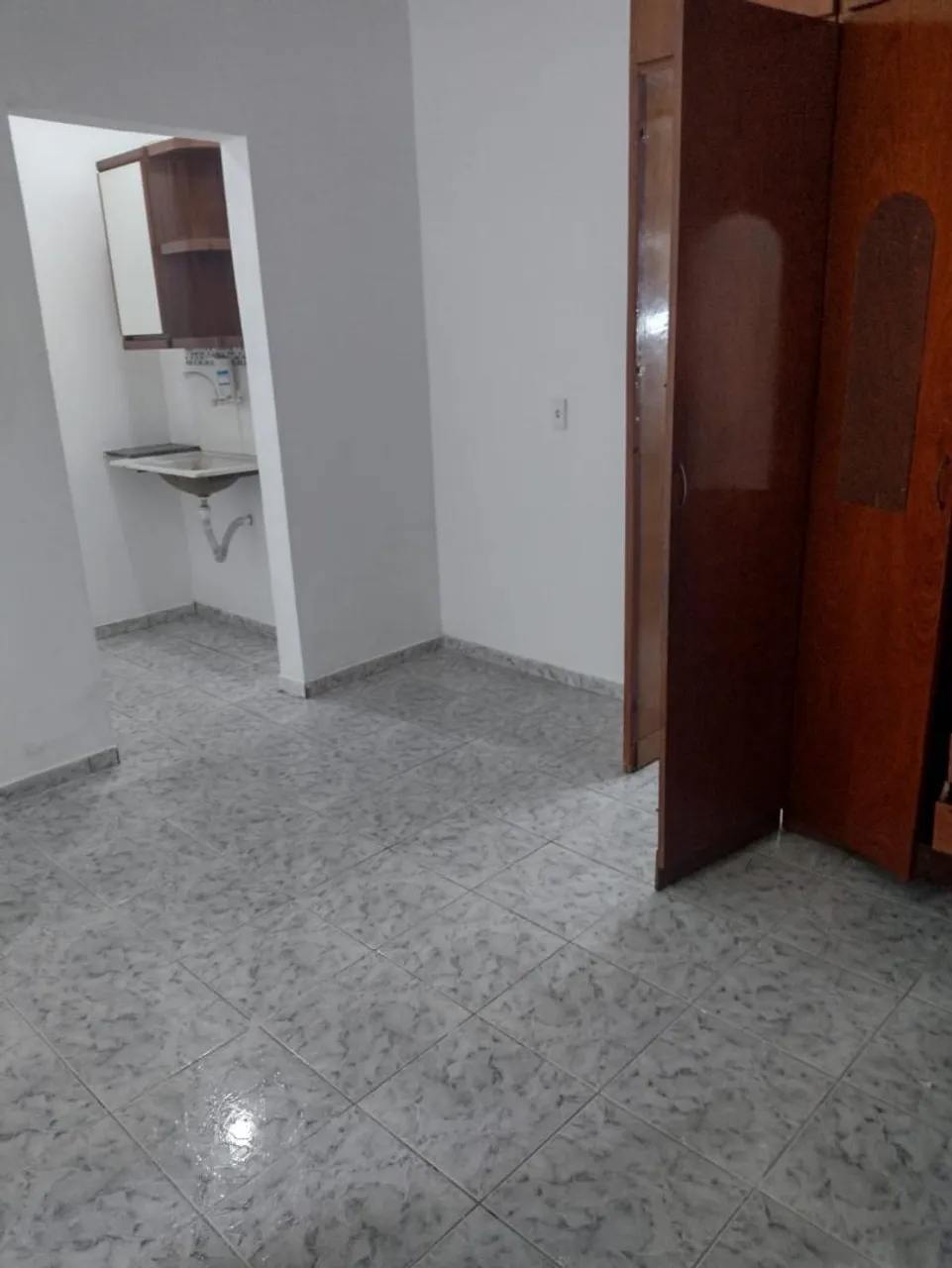 Kitnets zona sul. Próximo a Fsa