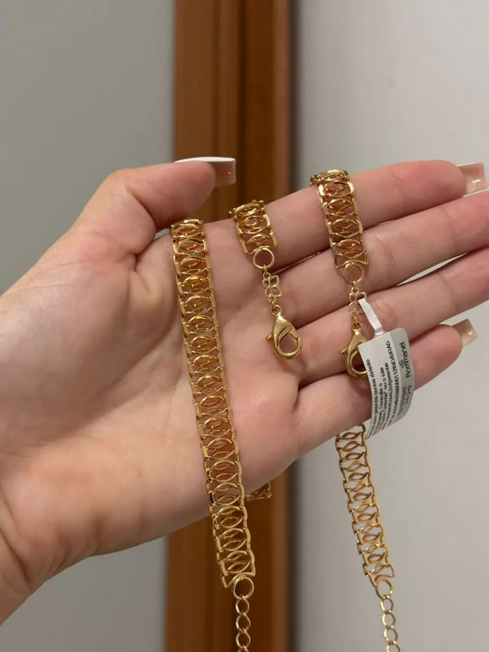 Conjunto de colar e pulseira
