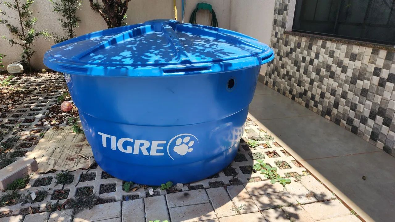 Caixa d'água 500l - com rachadura pequena