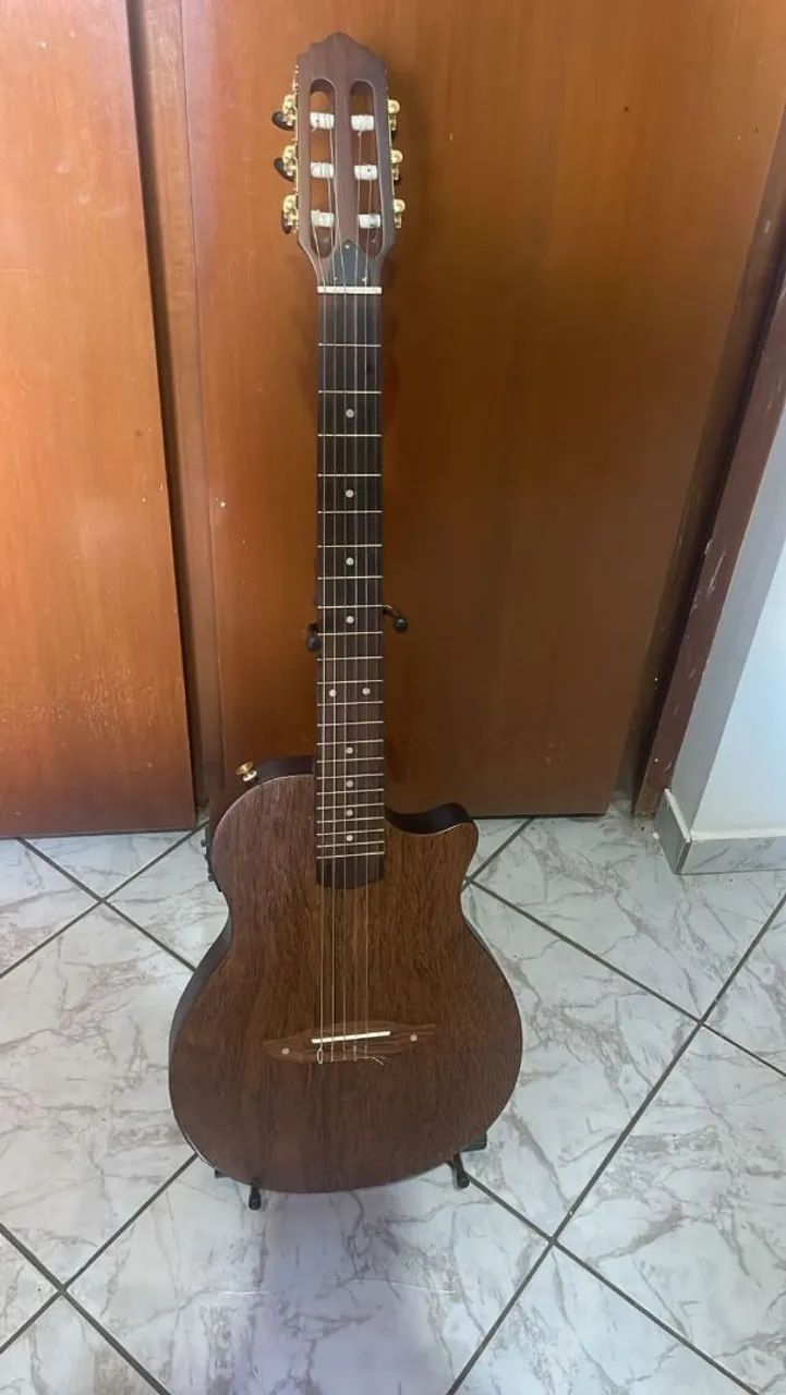 Violão de Nylon Elétrico Flat Cutaway