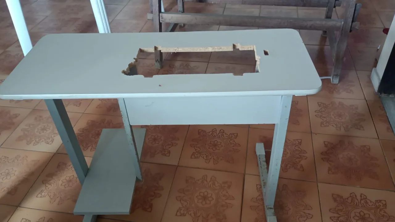 Sewing Machine Table64840826125186120