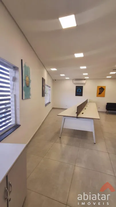 EXCELENTE SALA PARA LOCAÇÃO NO CENTRO DO TABOÃO - SP