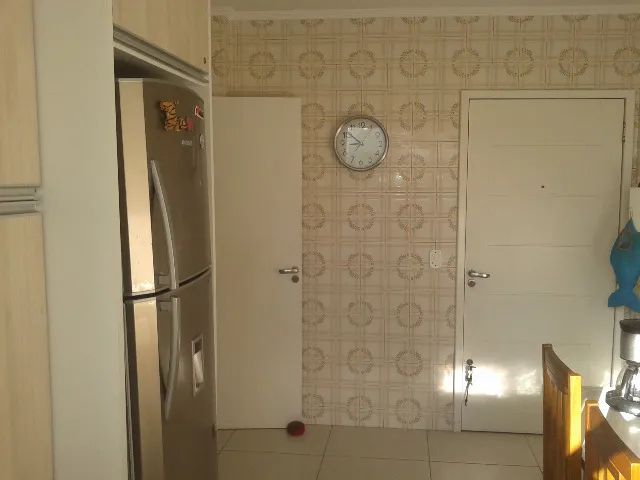 Vendo apto na Beira Mar Norte na Agronômica Florianópolis. 03 quartos CRECI SC 27480. - Foto 5