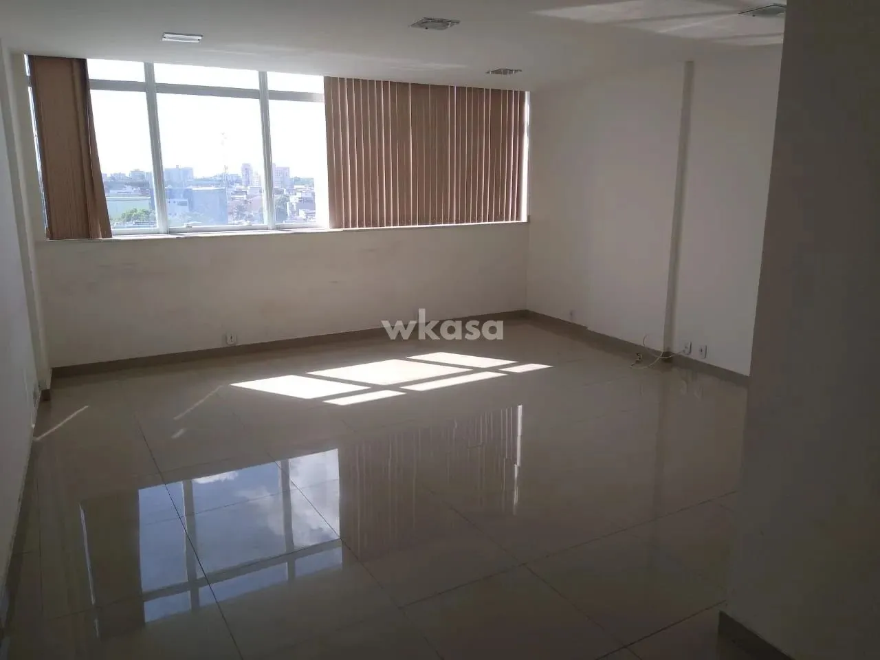 Escritório em Parque Residencial Laranjeiras - Serra