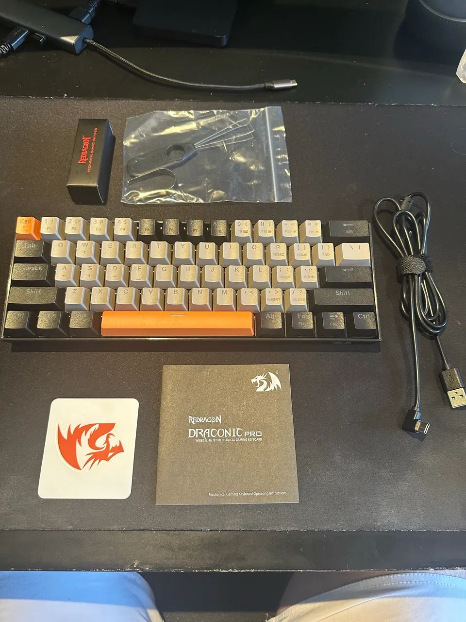 Teclado Mecânico Redragon Sem Fio Bluetooth RGB