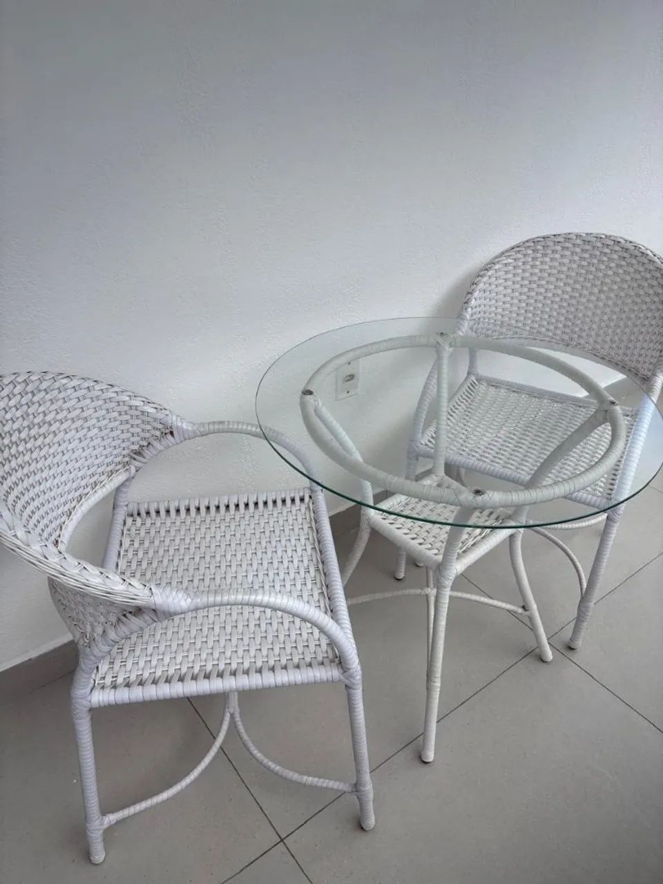 Mesa exterior 64840826047361120