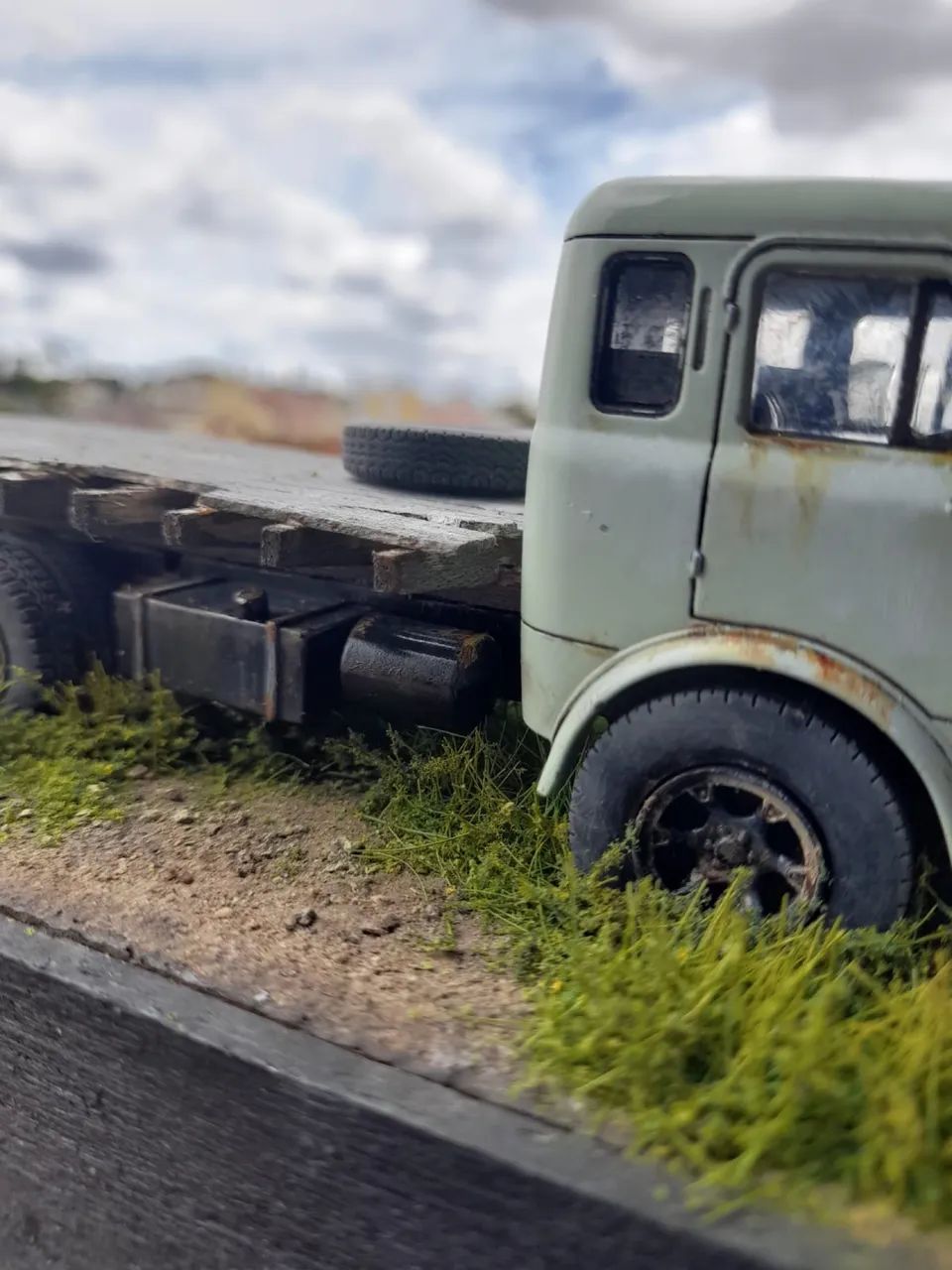 Miniatura caminhão FNM trucado  - Foto 3