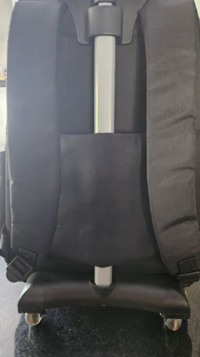 Mochila de rodinhas Baggagio Preta - Foto 2