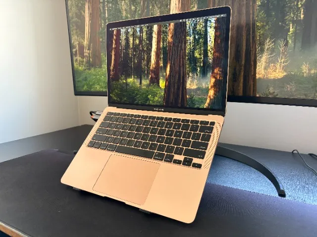 macbook air 13 2020
