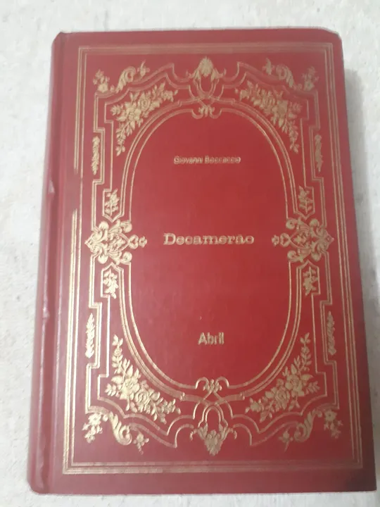 Livro Decamerão pouco usado