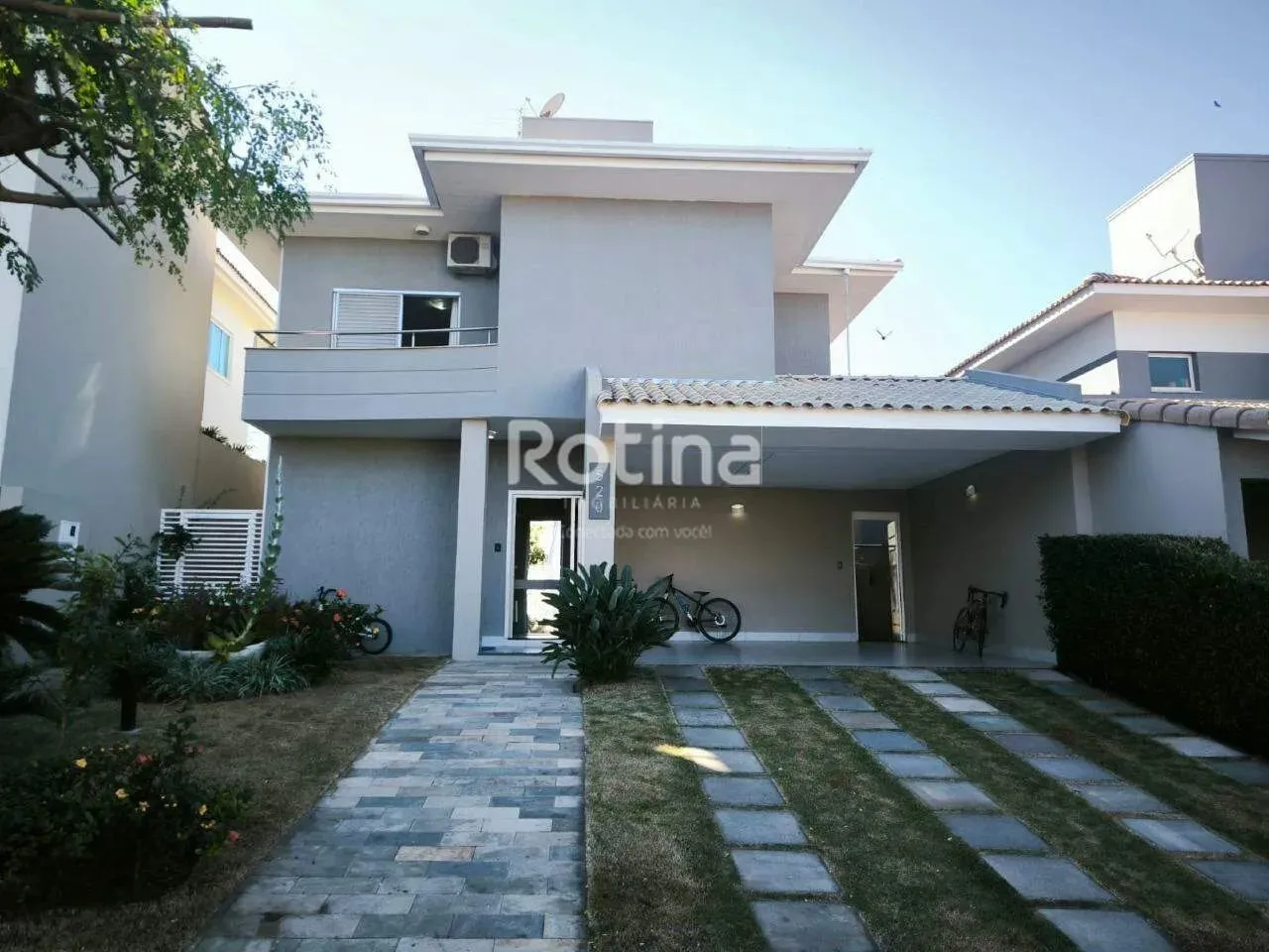 Casa para alugar, 3 quartos, Aclimação - Uberlândia/MG - Rotina Imobiliária