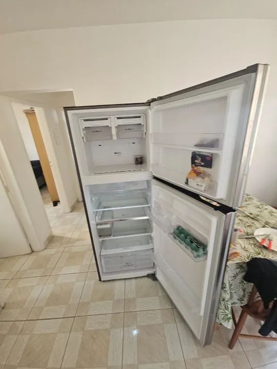 Geladeira Samsung 110v - Foto 2