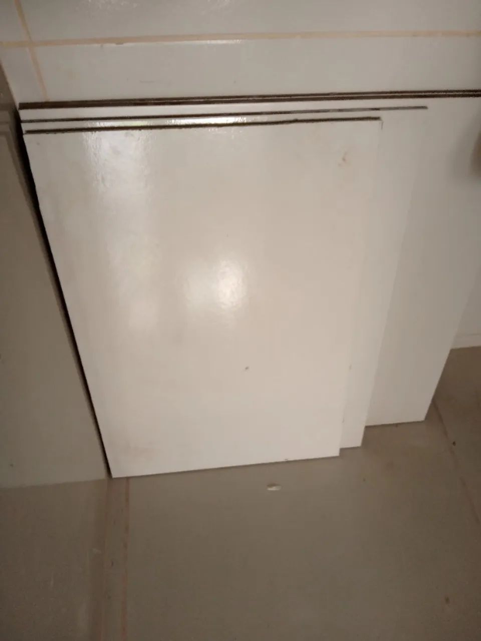 Cerâmicas Elizabeth Novas Excelente Qualidade Super Resistente cor bege! - Foto 2