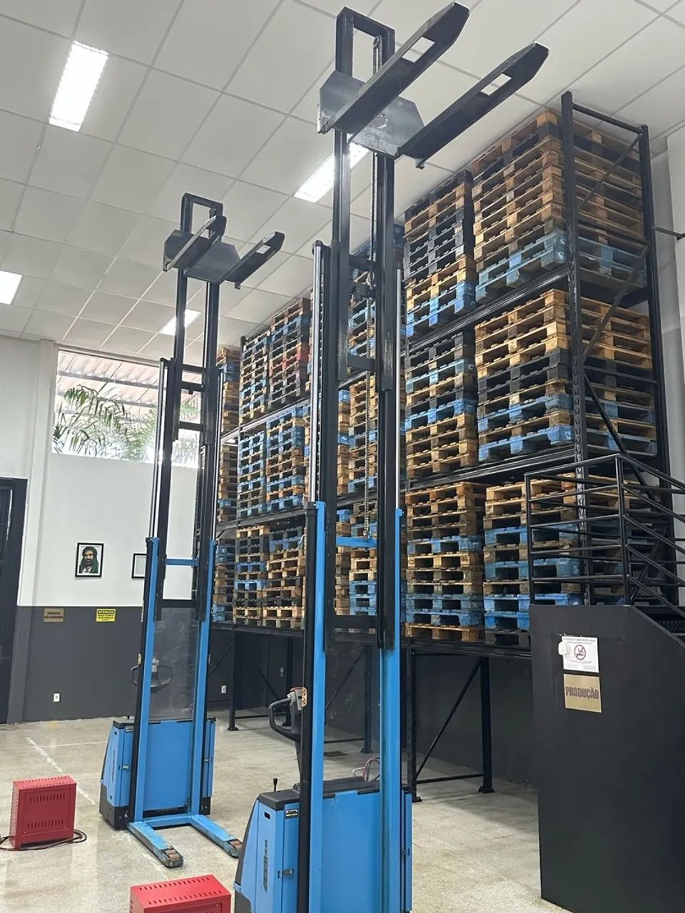 Empilhadeira elétrica Palestran PT 1654 - Foto 2