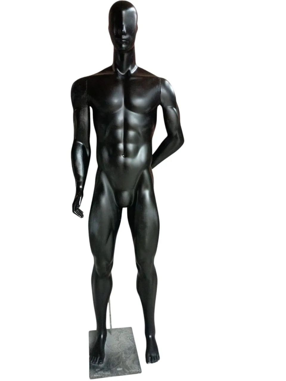 Manequim Masculino Fibra de Vidro  - Foto 3