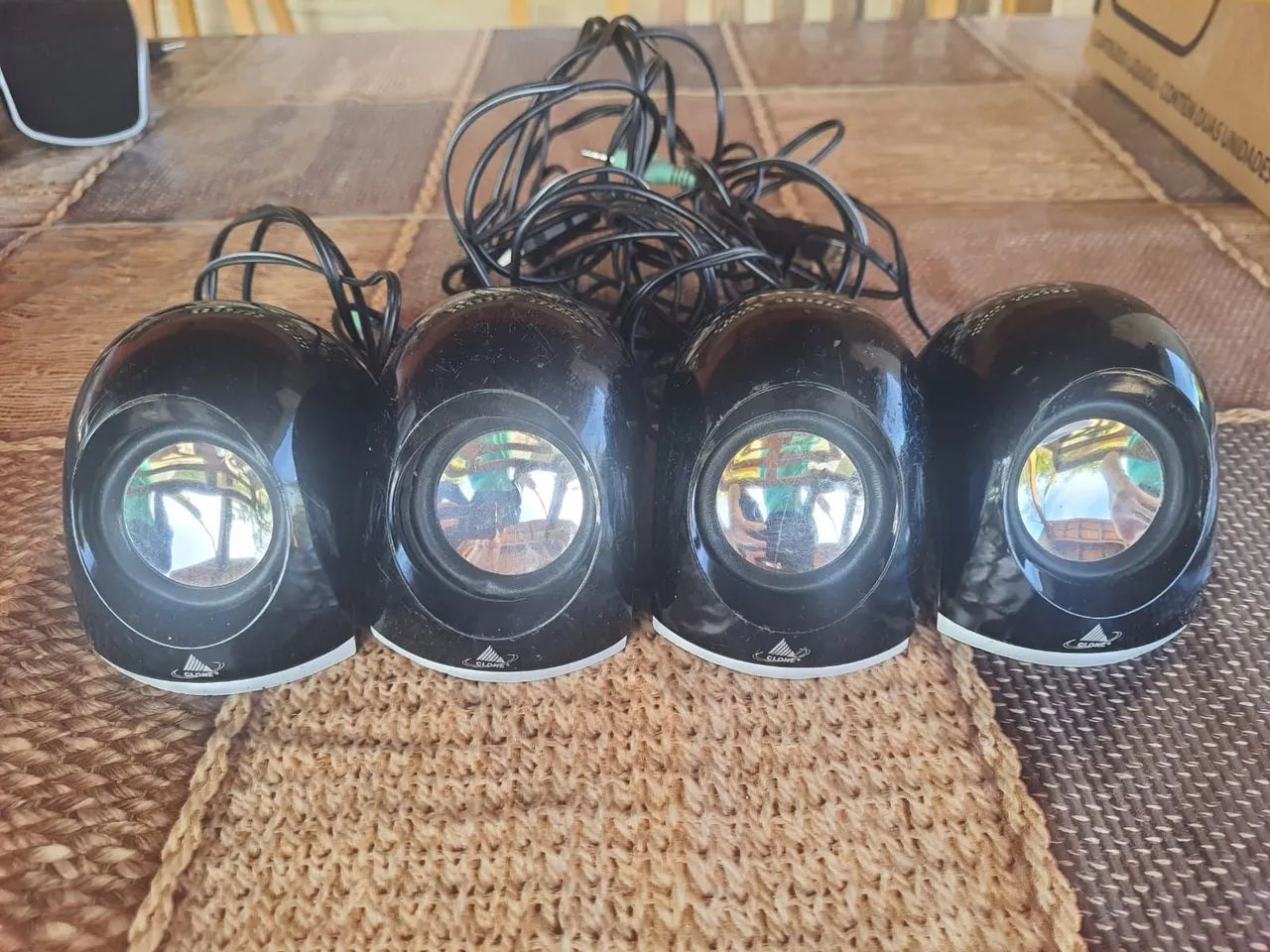 Caixas de Som Clone para Computador