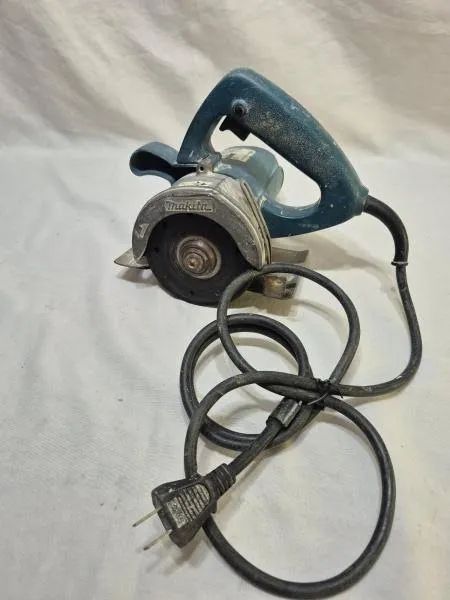 Makita64960474309889121