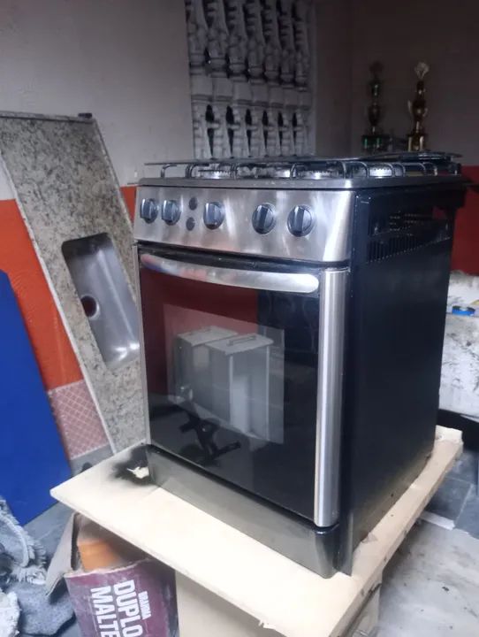 Fogão 4 Bocas com Forno -  Excelente estado! - Foto 2