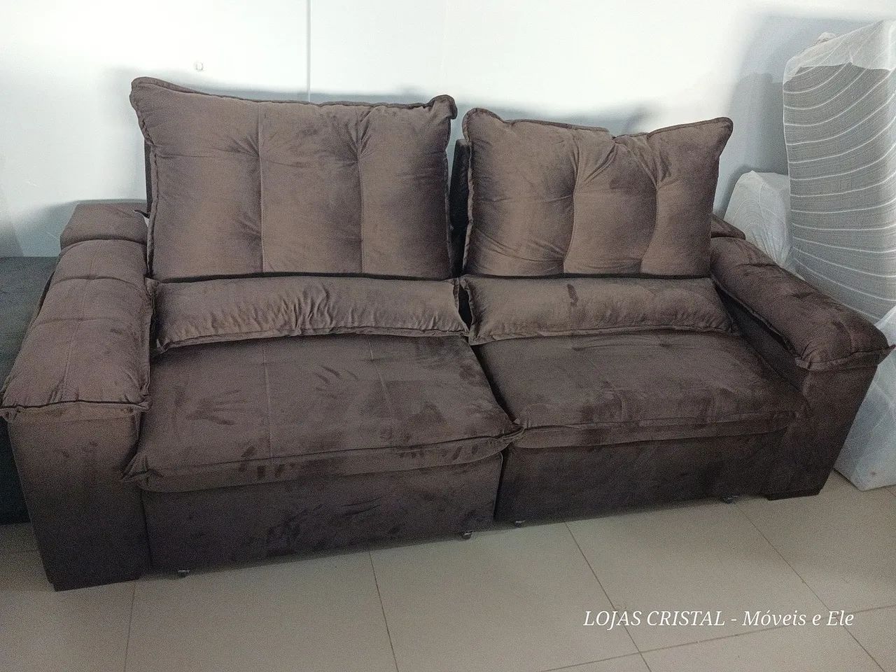 Sofá Retrátil e Inclinavel 3 Lugares - Novo - Foto 3