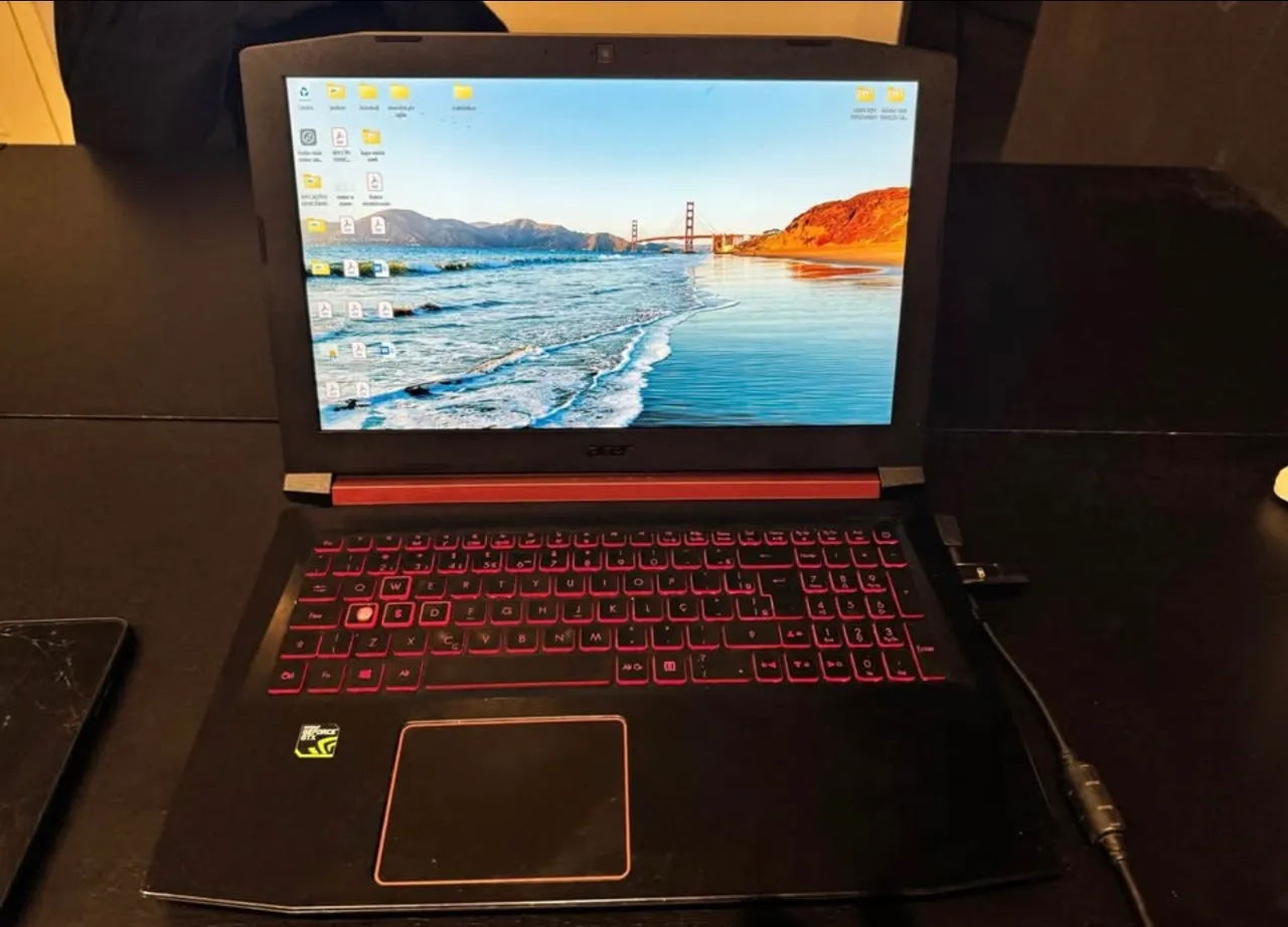 Notebook Acer Gamer Nitro 5, placa de vídeo GTX, 16 GB de RAM,