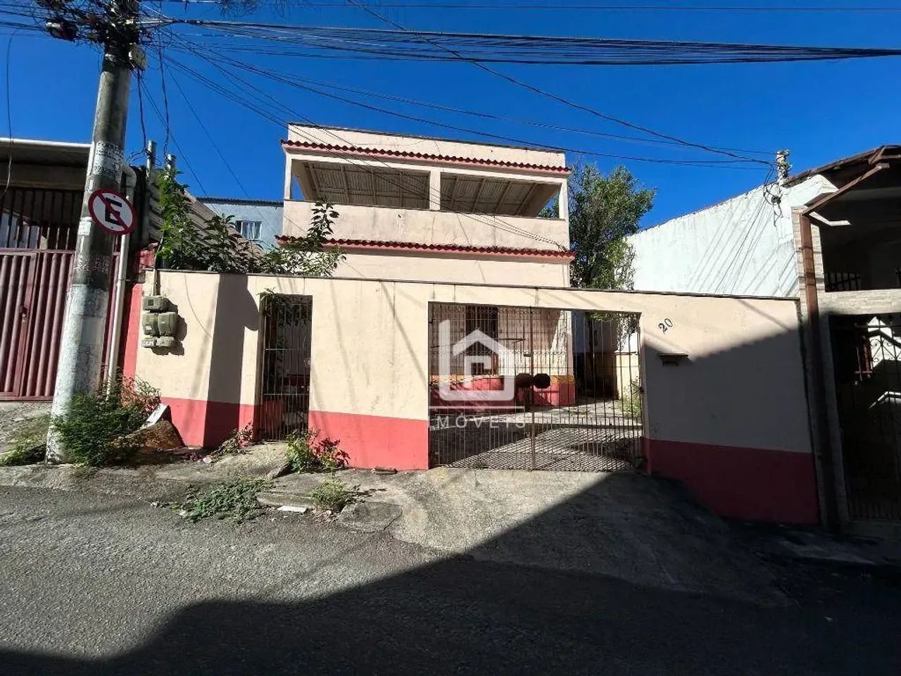 Ampla casa com 3 quartos em Ataíde com quintal e casa auxiliar