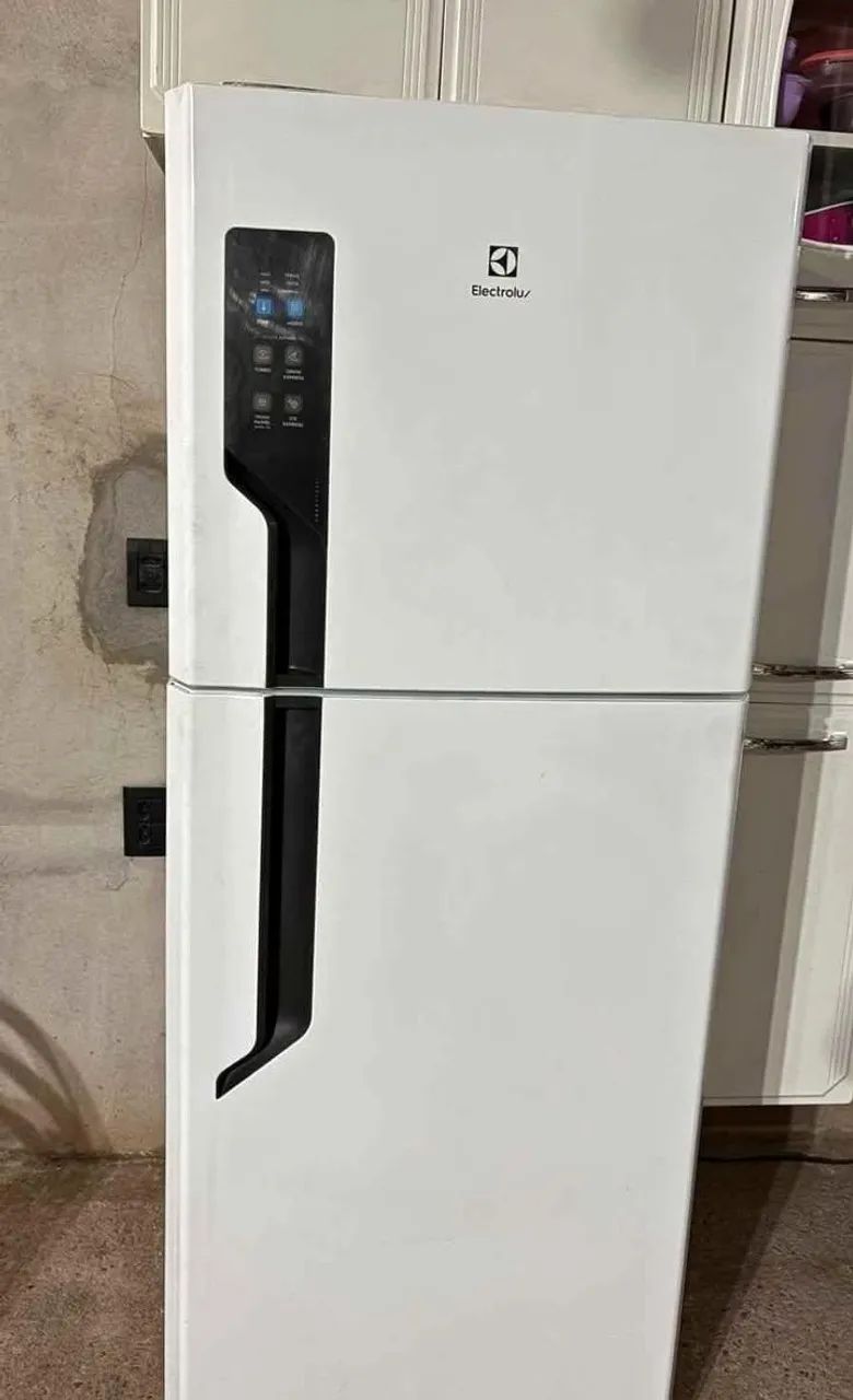 Geladeira Electrolux.