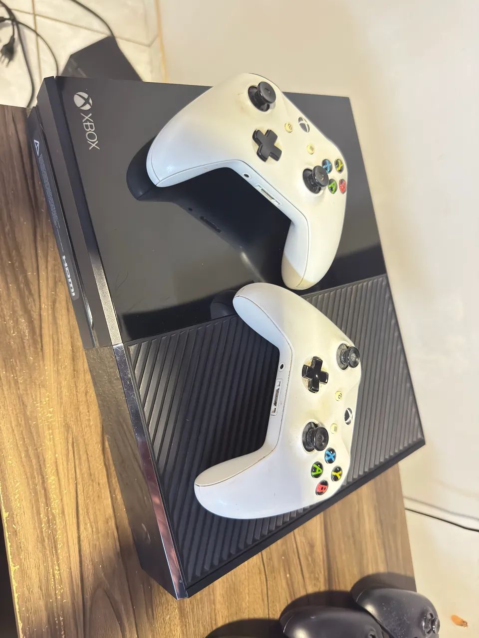 Xbox One + 2 controles - Foto 2
