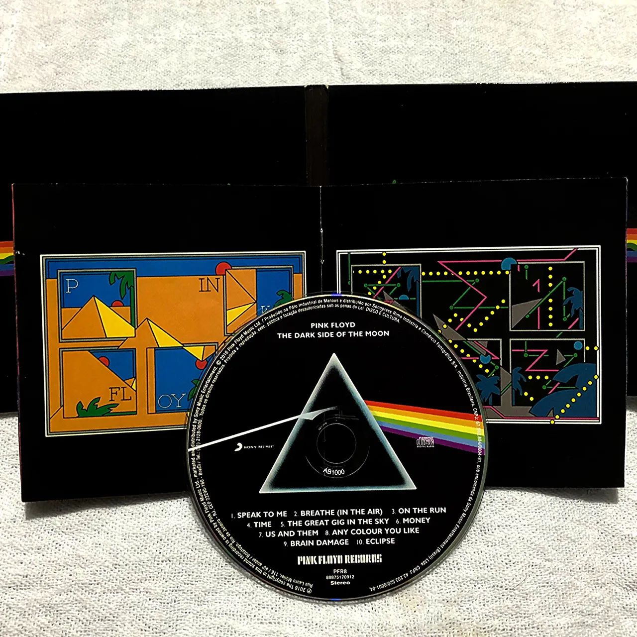 Pink Floyd CDセット Cd: Pink Floyd - The Dark Side Of The Moon - CDs, DVDs etc - Santa