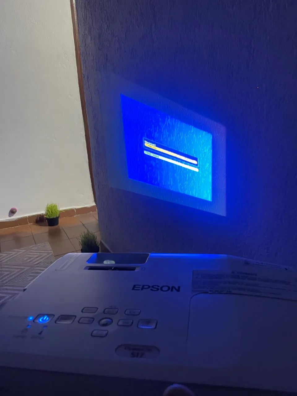 Projetor Epson S17 powerlite Usado em perfeitas condições de uso - Foto 3