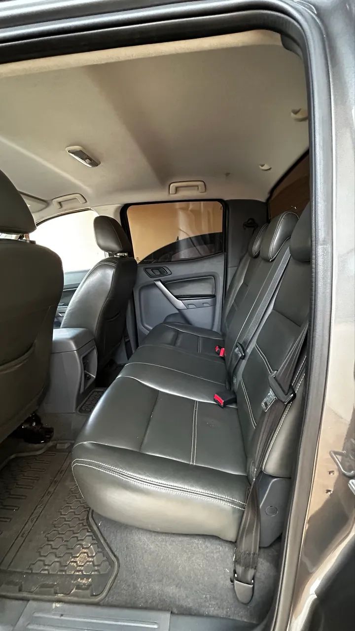 Ford Ranger XLS 2.2 4X4 CD Diesel Aut. 2017 - Foto 2