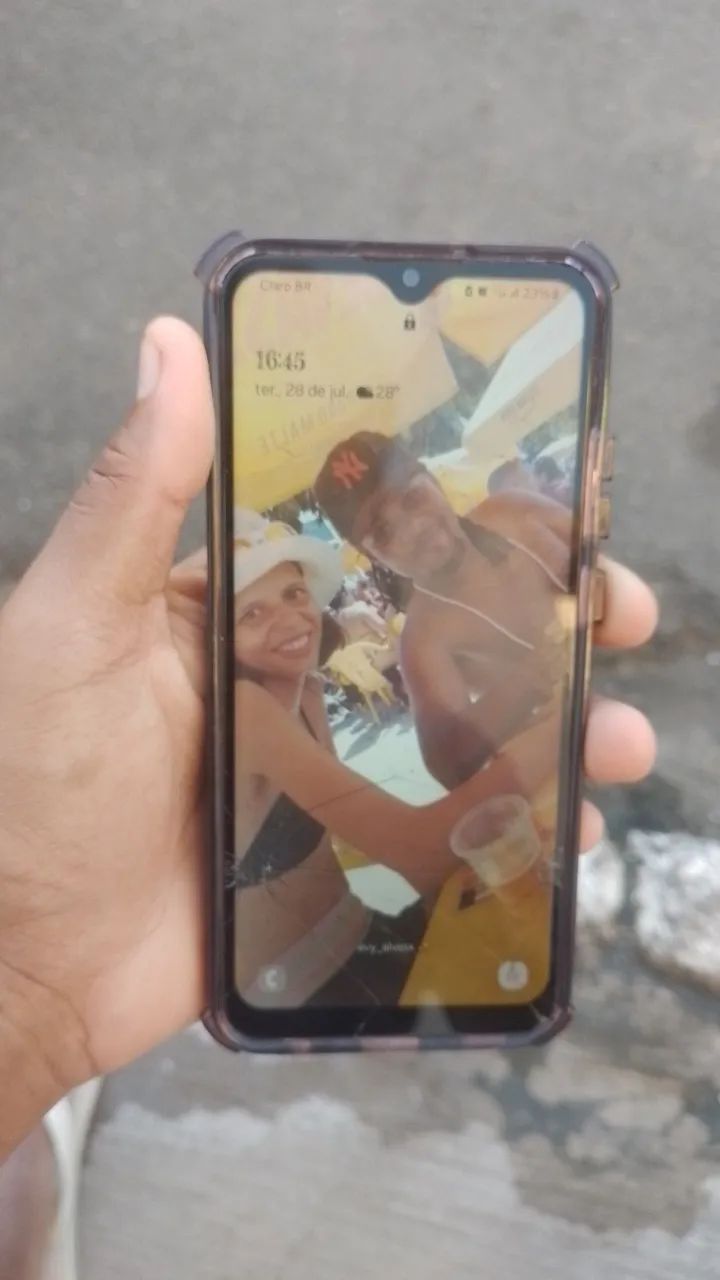 SAMSUNG A04 - Foto 3