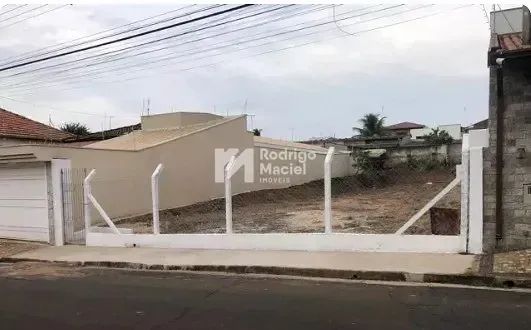 Vende-se Terreno 483m² Centro Rio Claro SP - Foto 3