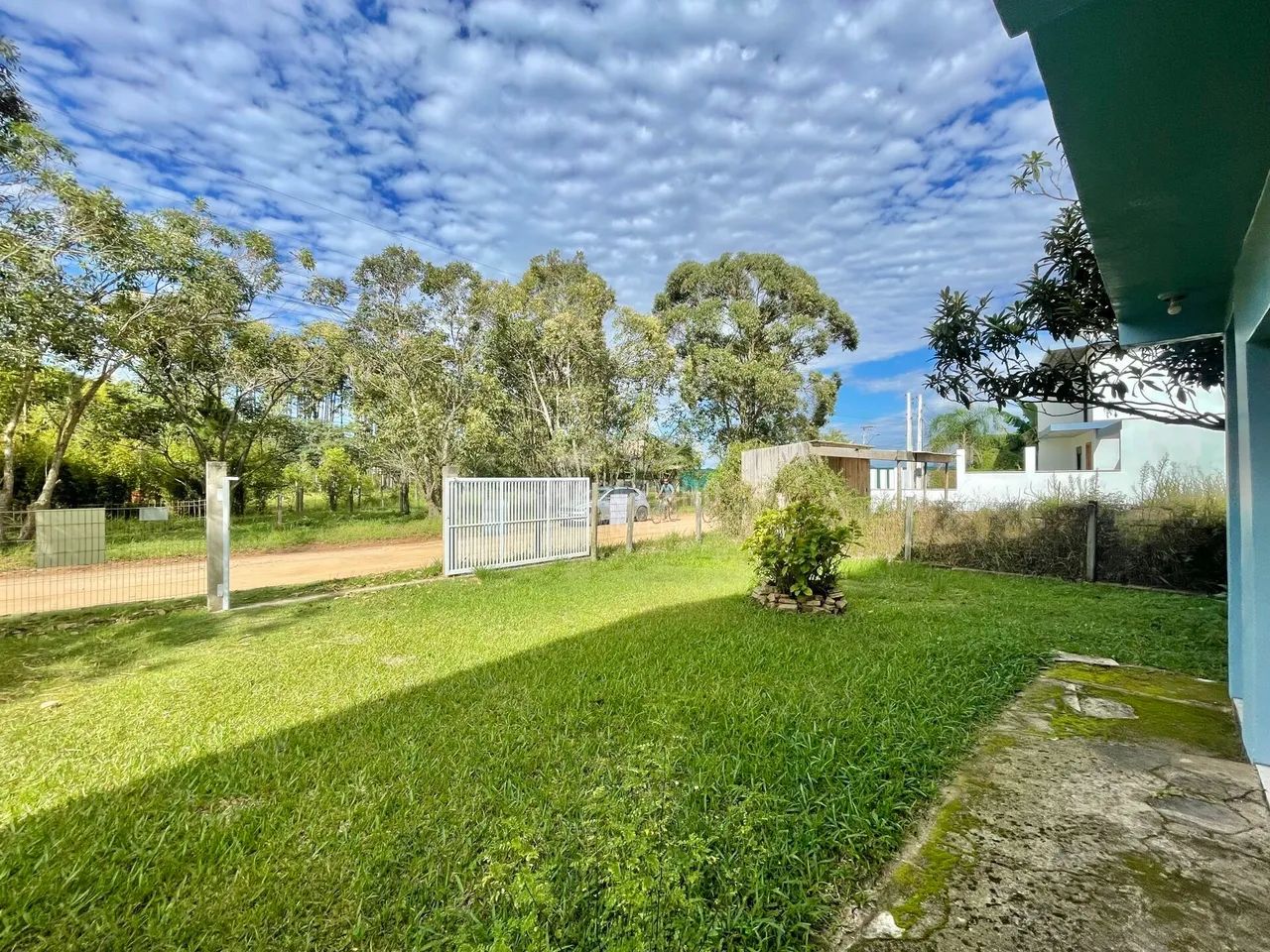 CASA À VENDA  OPORTUNIDADE A 100m DA PRAIA - Foto 2